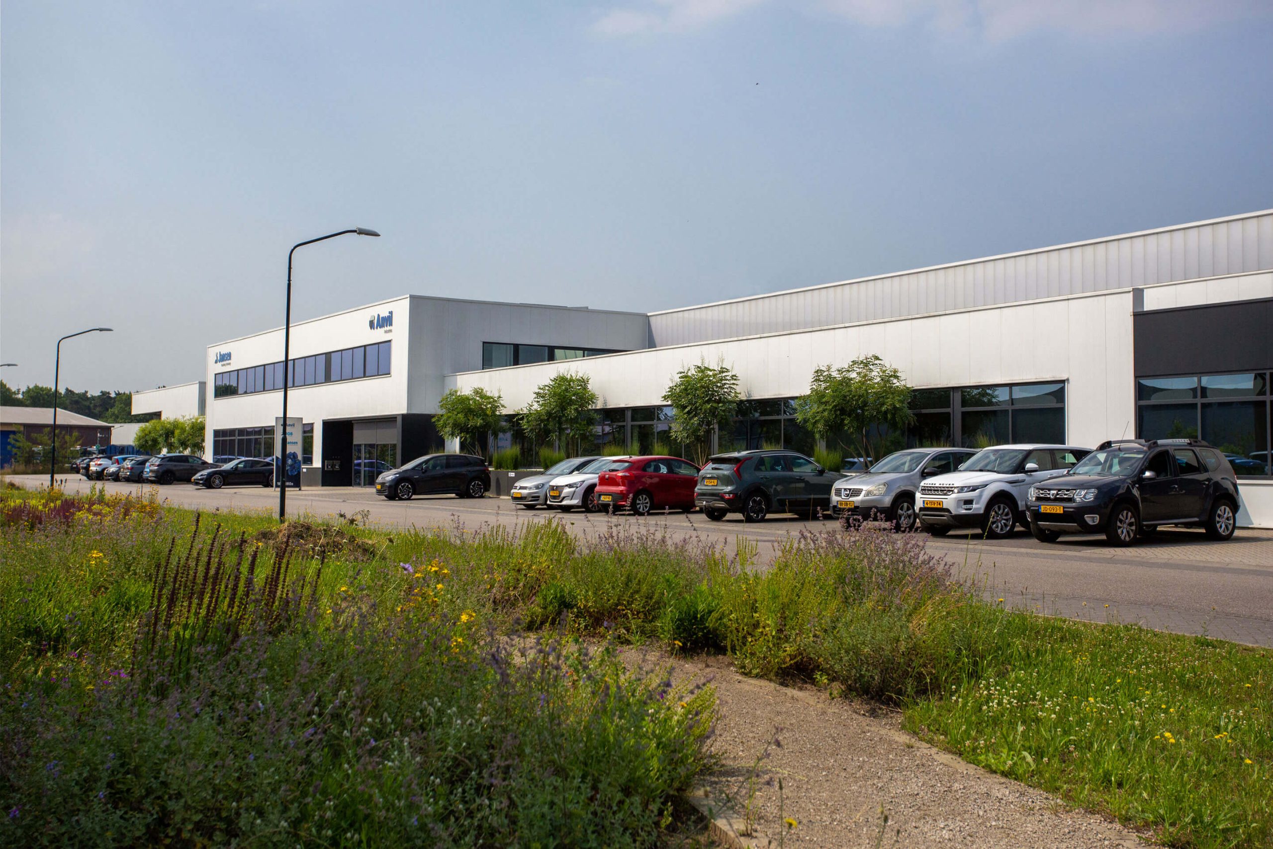 10 anvil industries